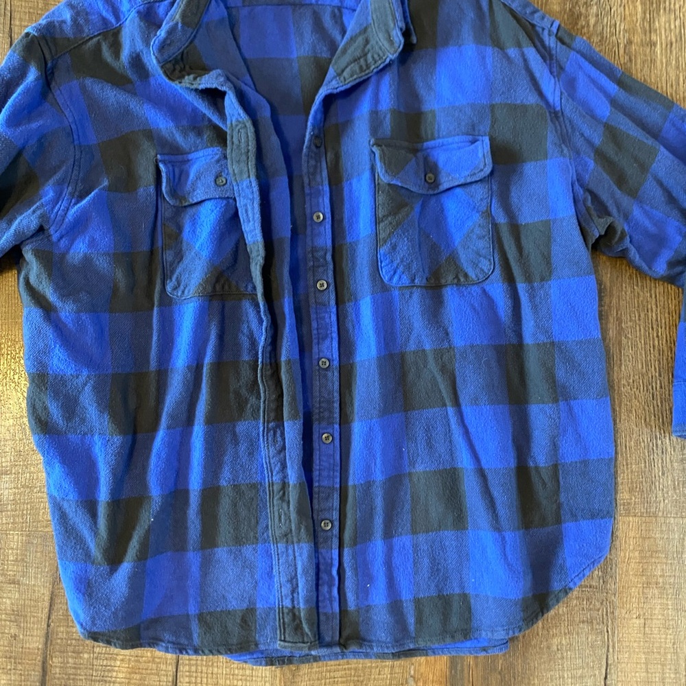 Aerie Blue and Black Plaid Button Down Shirt